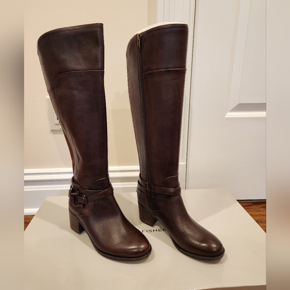 Marc Fisher boots